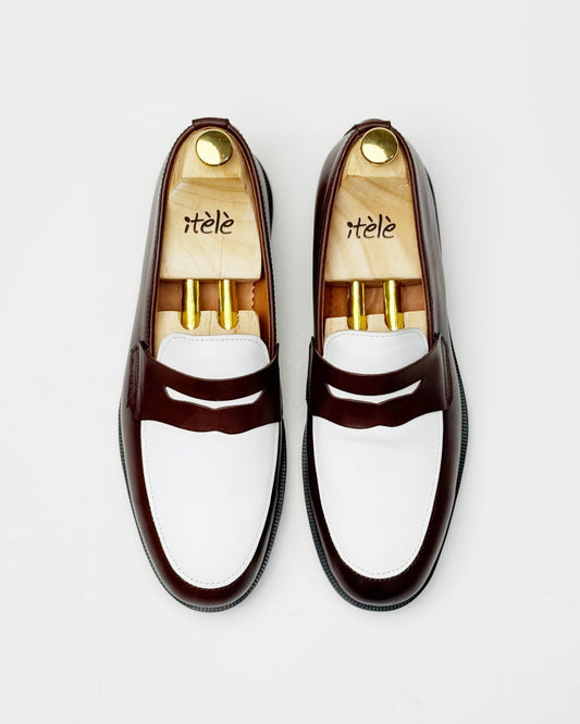 Dára walnut + white Penny Loafer