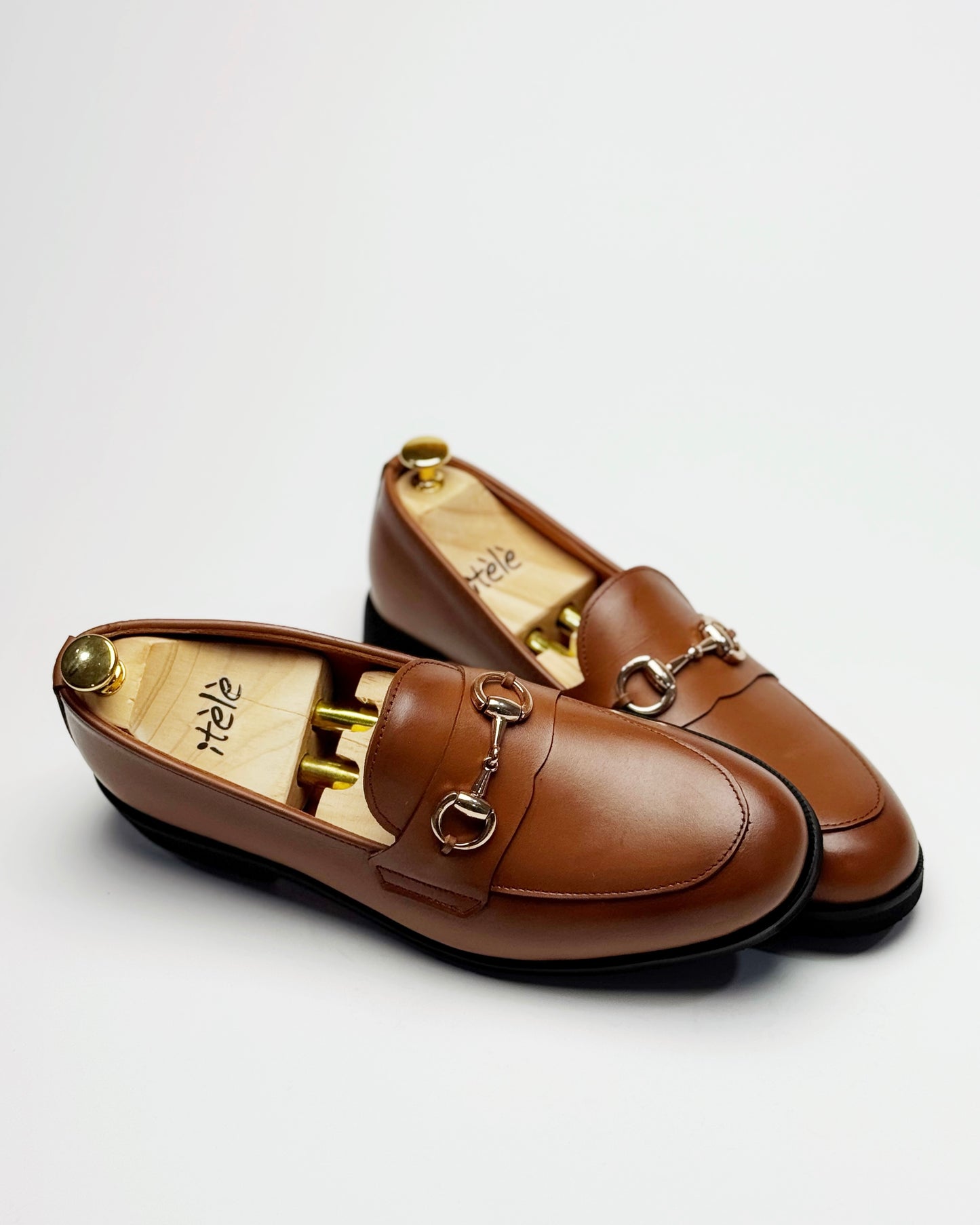 Dára Brown Horsebit Loafer