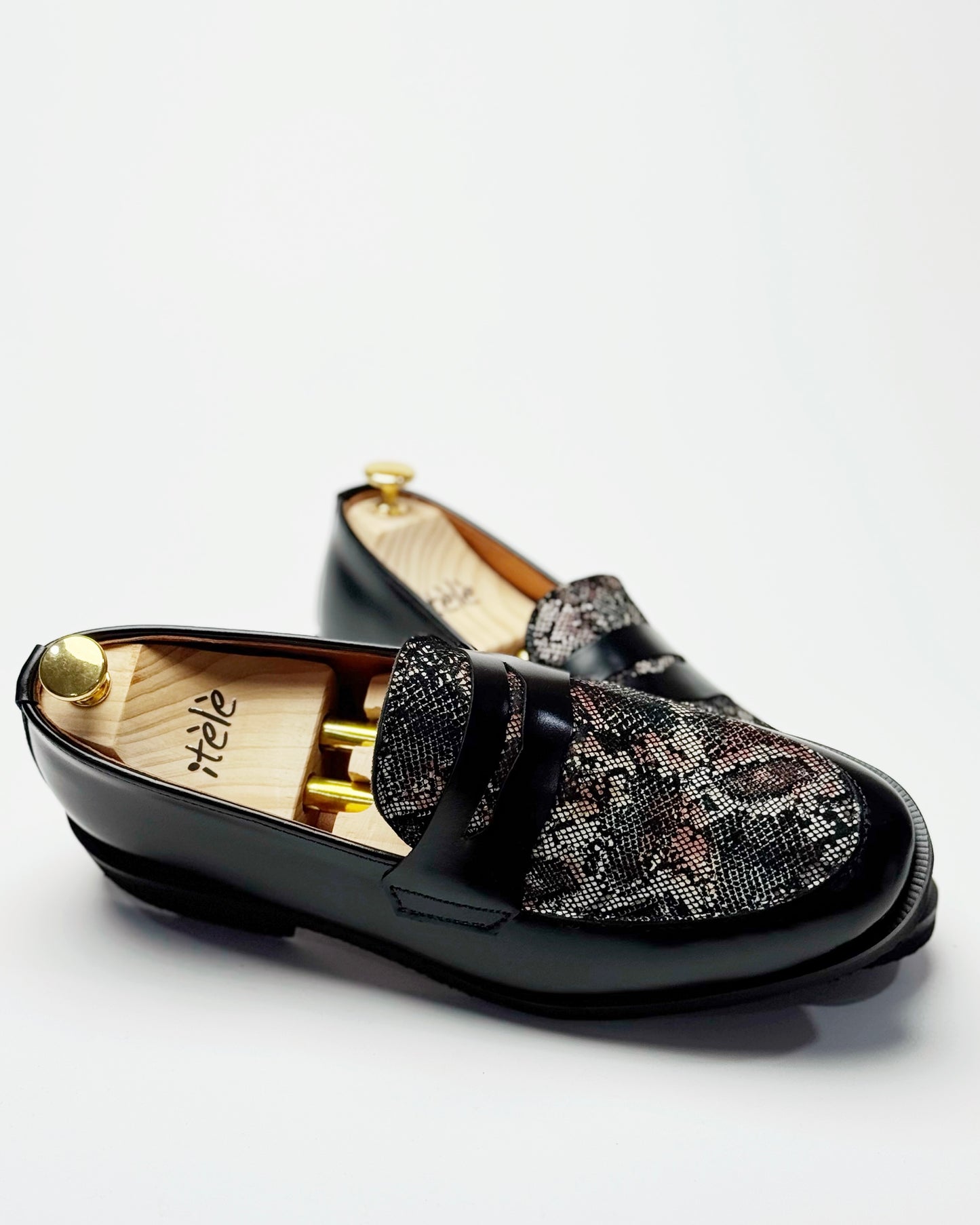 Dára Mosaic Penny Loafer