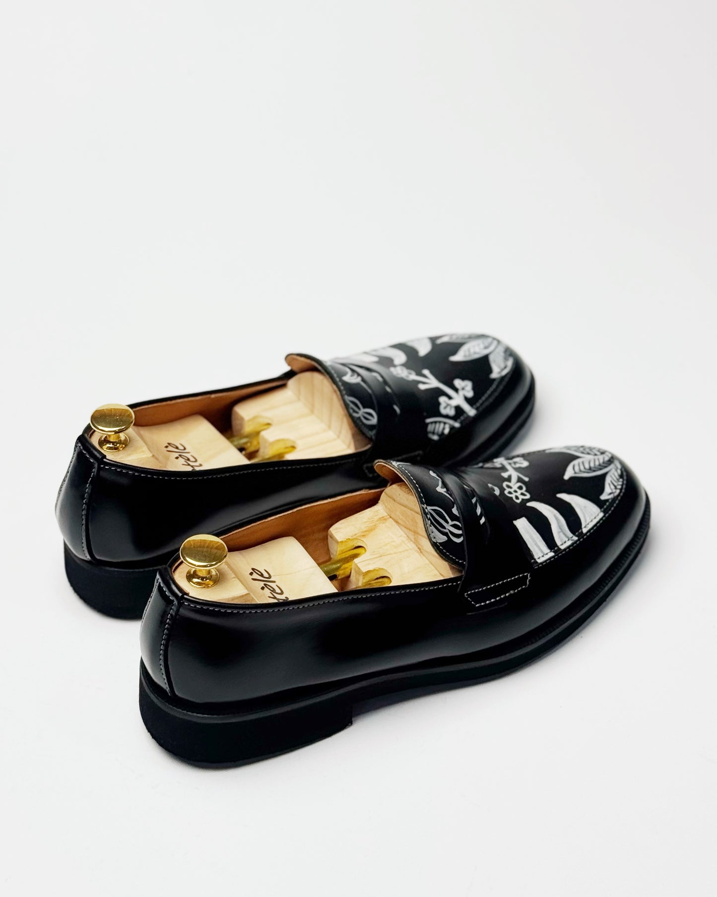 Dára Flora Penny Loafer