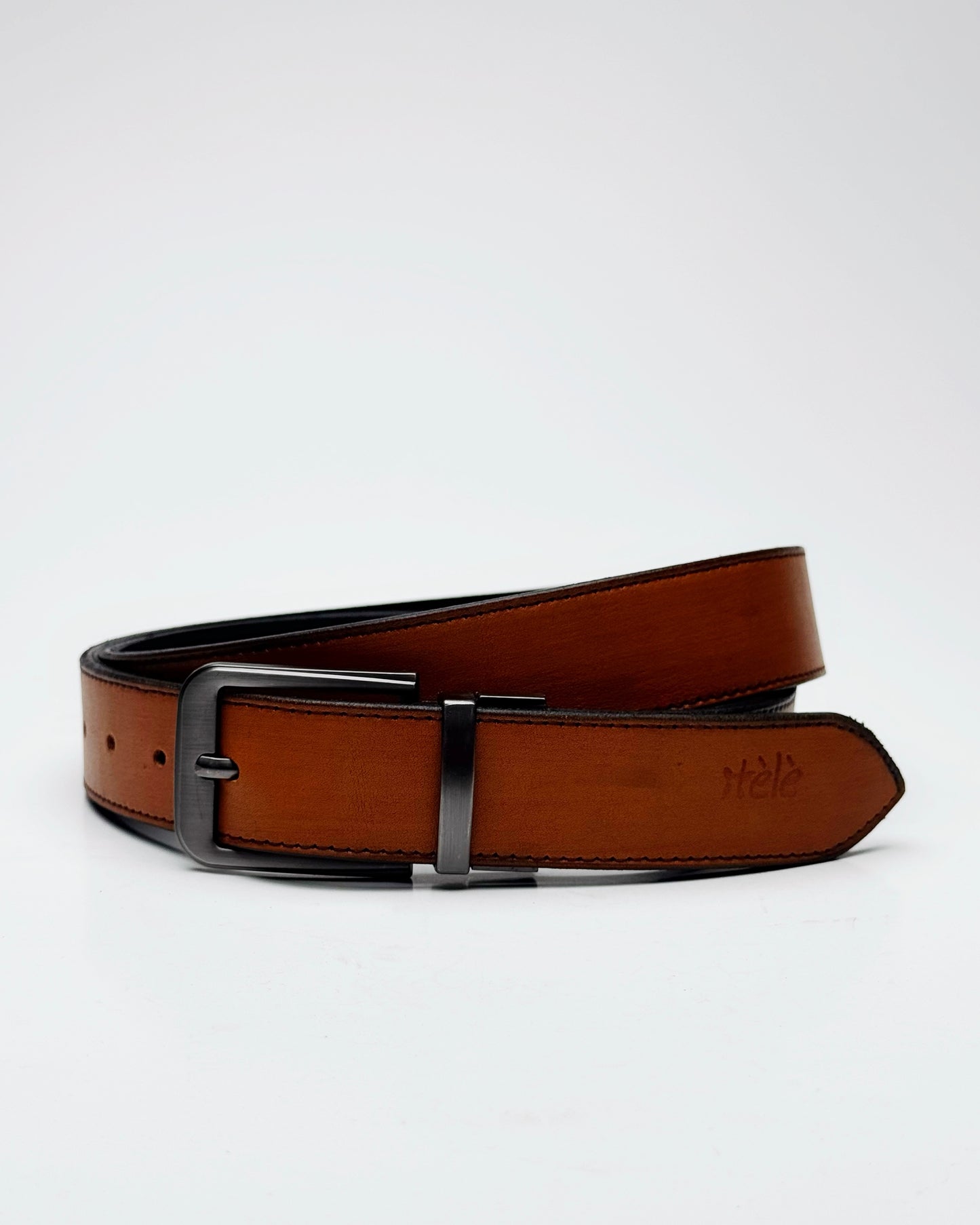 Two-sided Black and Tan Brown Leather belt