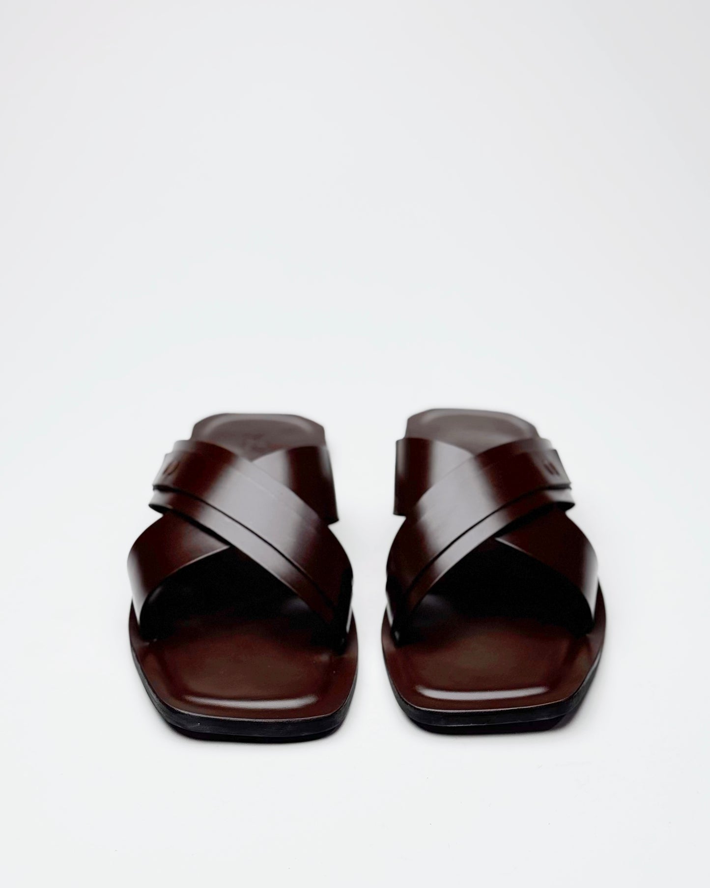 Lewi brown cross strap