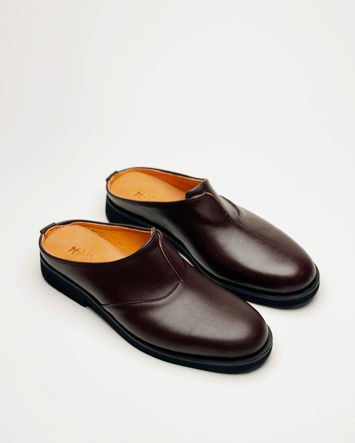 Kwalii brown mule