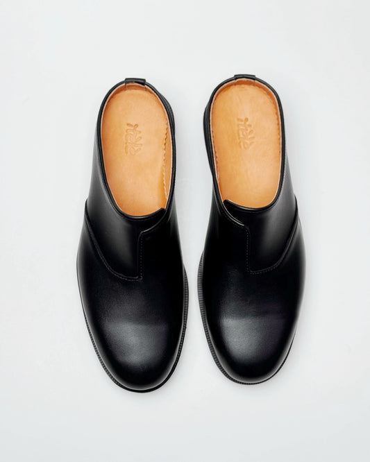 Kwalii black mule